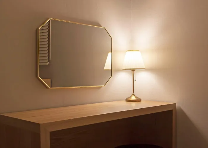 Modern & Spacious 3 Mins Walk From Metro Station * Seoul