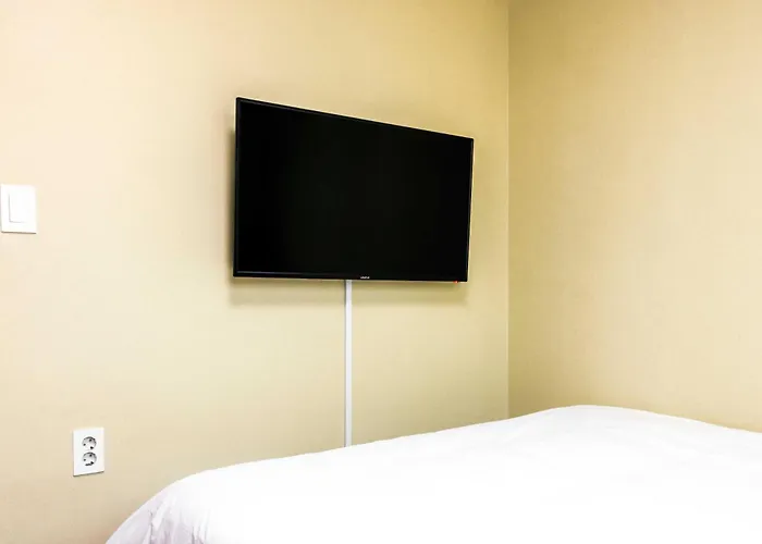 Apartment Modern & Spacious 3 Mins Walk From Metro Station Seoul